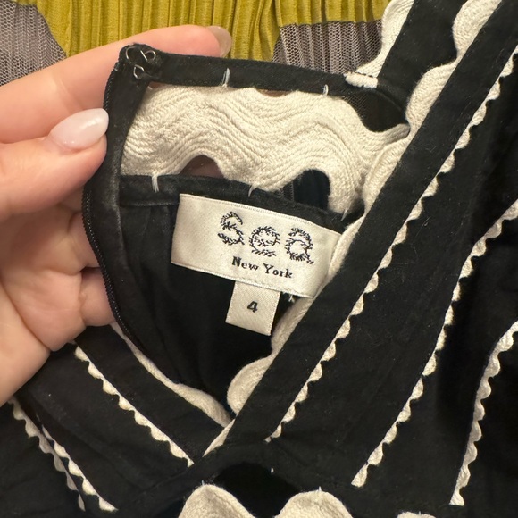 SEA Ryleigh Dress - Picture 4 of 4